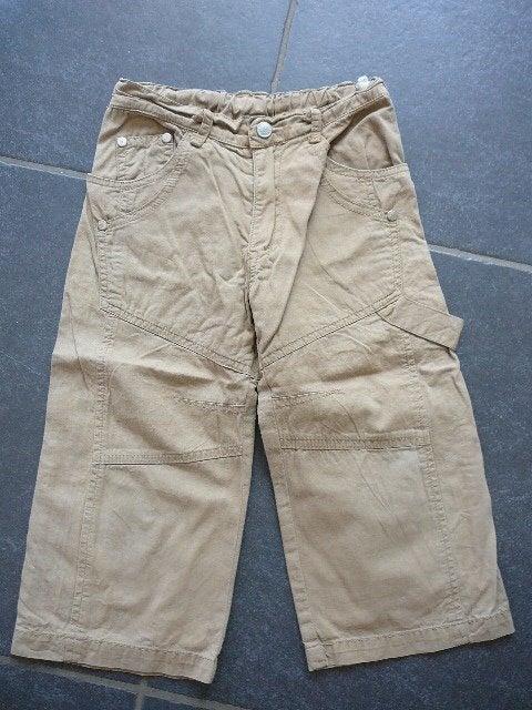 lichtbruine bermuda met verstelbare band, Kinderen en Baby's, Kinderkleding | Maat 104, Ophalen of Verzenden, Gebruikt, Jongen