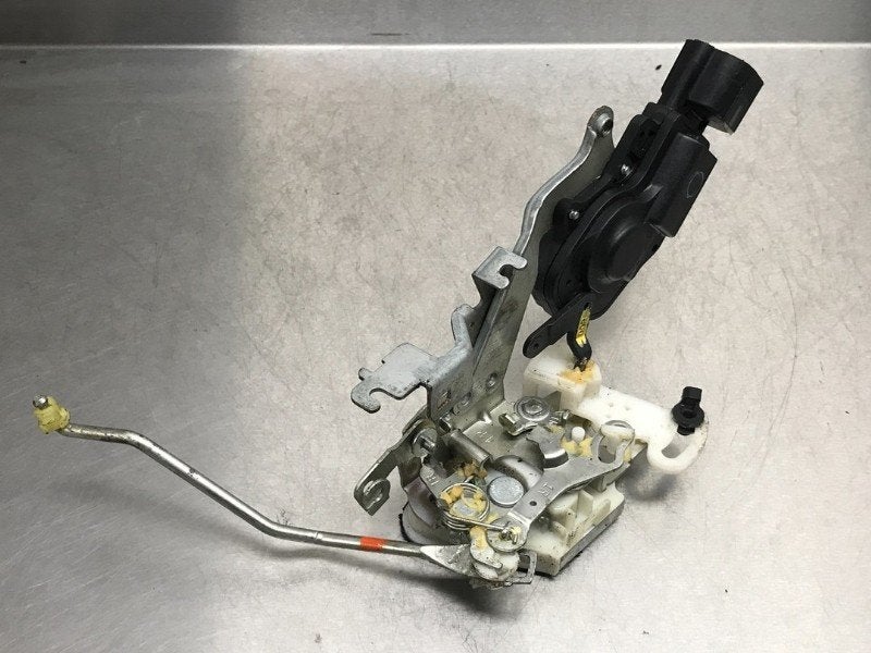 SERRURE DE PORTE RODS AVANT DROIT Daihatsu Trevis, Utilisé, Daihatsu