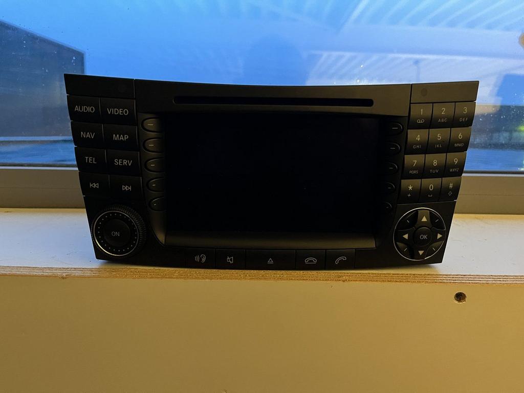 Mercedes Comand navigatie systeem Radio / CD speler  Mercede, Auto-onderdelen, Gebruikt, -, -, Ophalen of Verzenden