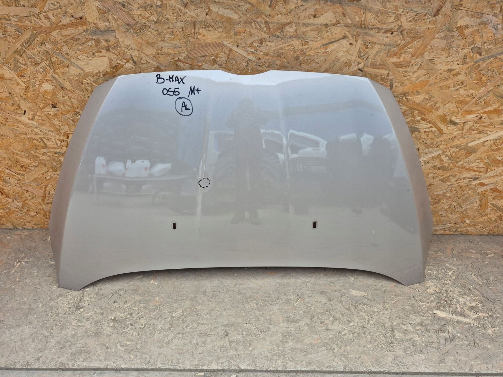 Capot de Ford B-Max, Info@ford.com, Capot moteur, Ford Motor Company, American Road 1
48126  Dearborn