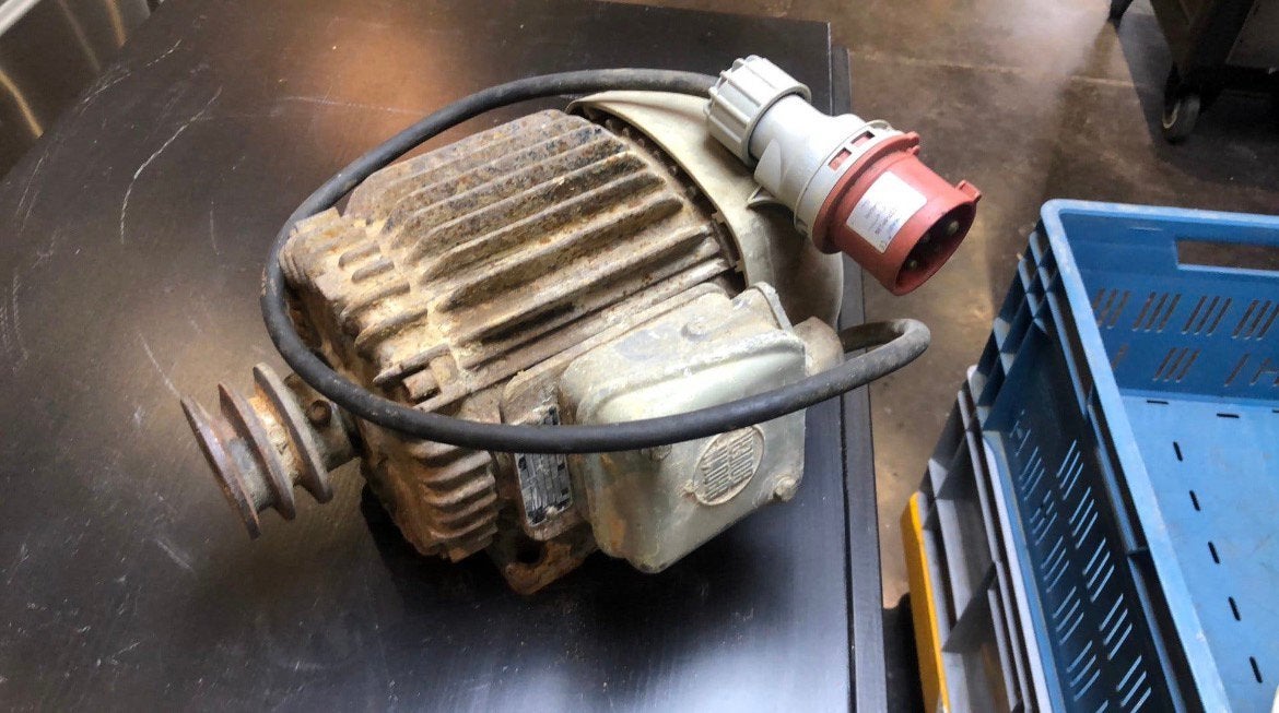 Electromotor drijfkracht, Enlèvement