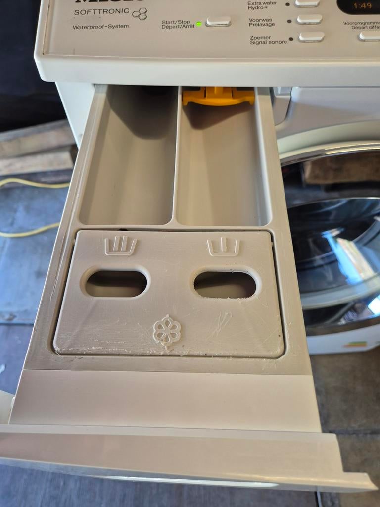 Sterk miele wasmachine 8kg in topstaat., Elektronische apparatuur, Ophalen