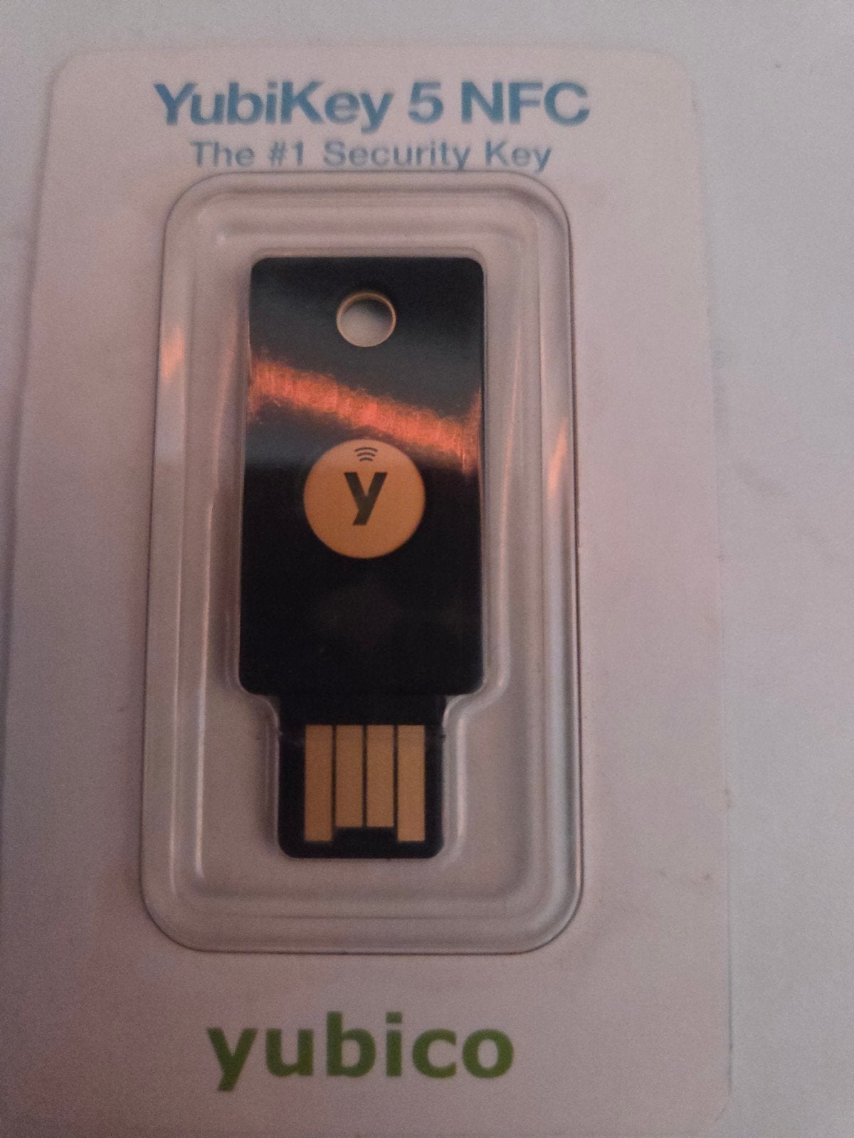Yubico YubiKey 5 NFC nieuw in verpakking, Computers en Software, USB Sticks, Ophalen, Yubico