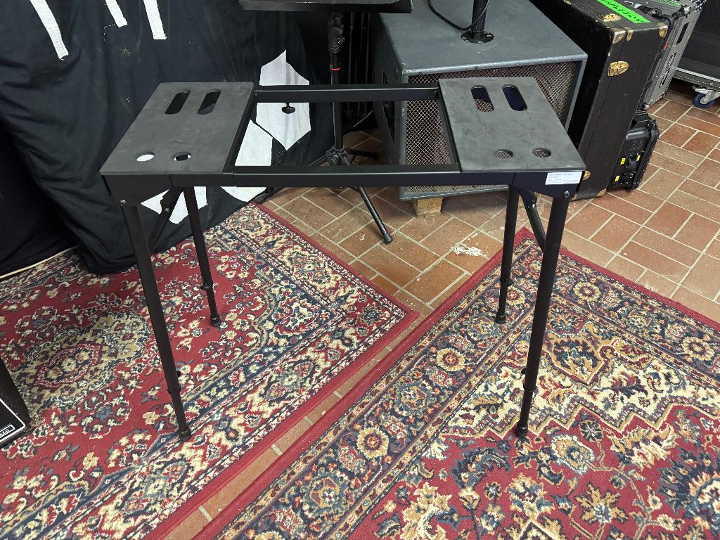 Pied de synthéthiseur GEWA, Musique & Instruments, Pieds, Neuf, Pied, Clavier ou Synthétiseur, Enlèvement