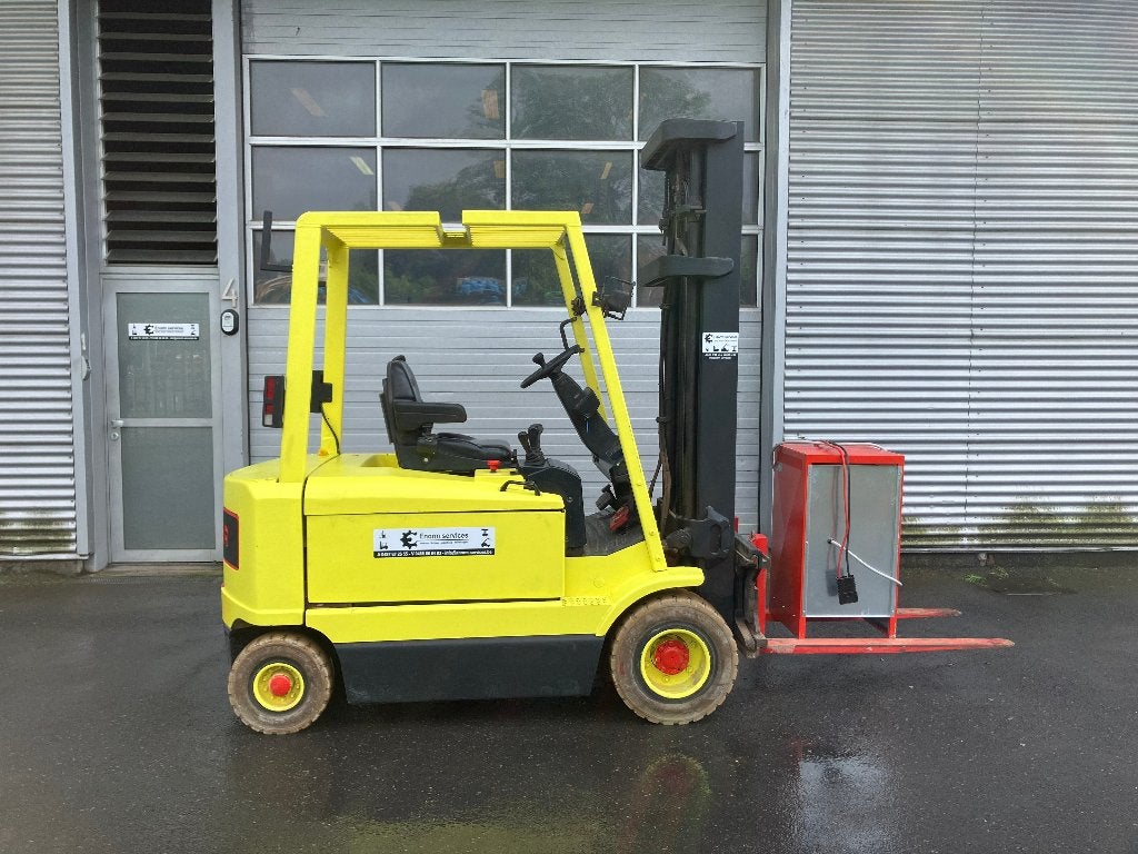 Wij hebben verschillende heftrucks!, Ophalen, Heftruck