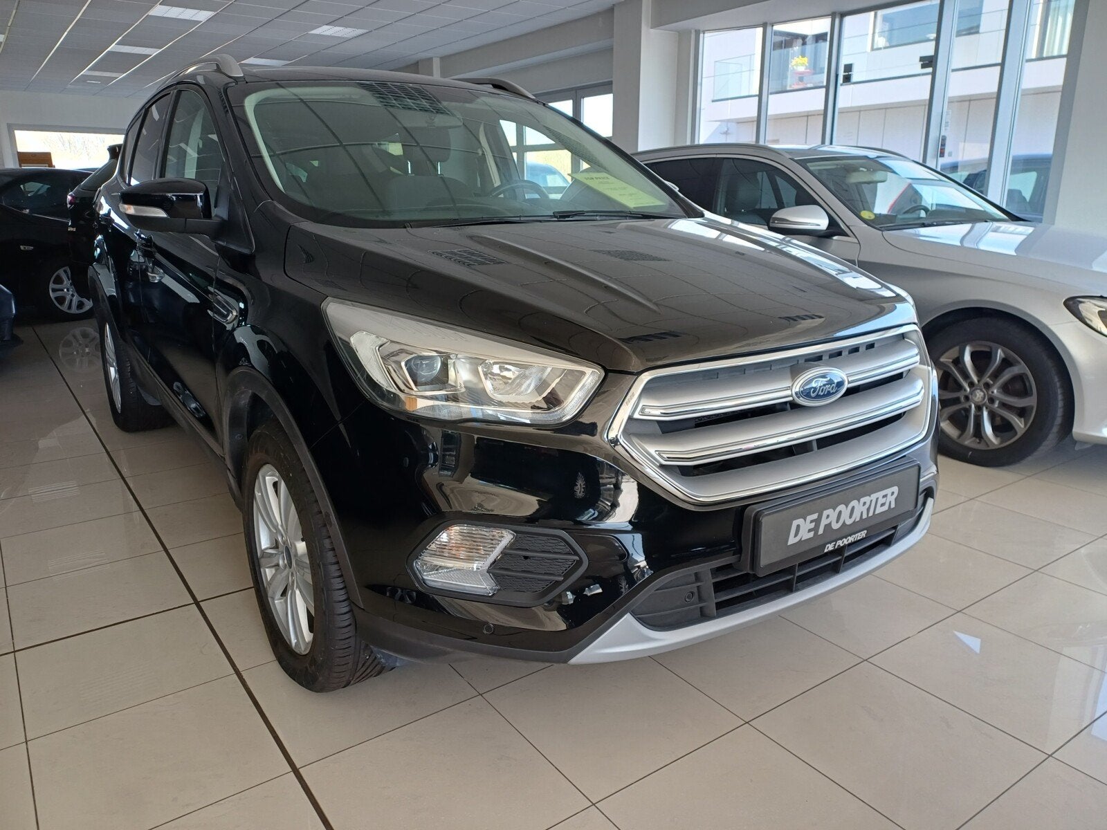 Ford Kuga 1.5 diesel manueel 5 zitplaatsen – TOP PRICE !, Auto's, Gebruikt, 120 pk, Particulier, Kuga