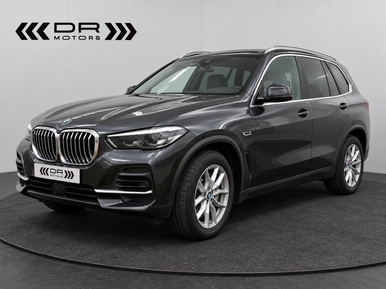 BMW X5 45 E - COMFORTZETELS  -PANODAK - TREKHAAK, Autos, 0 kg, Argent ou Gris, Phares au xénon, 0 kg