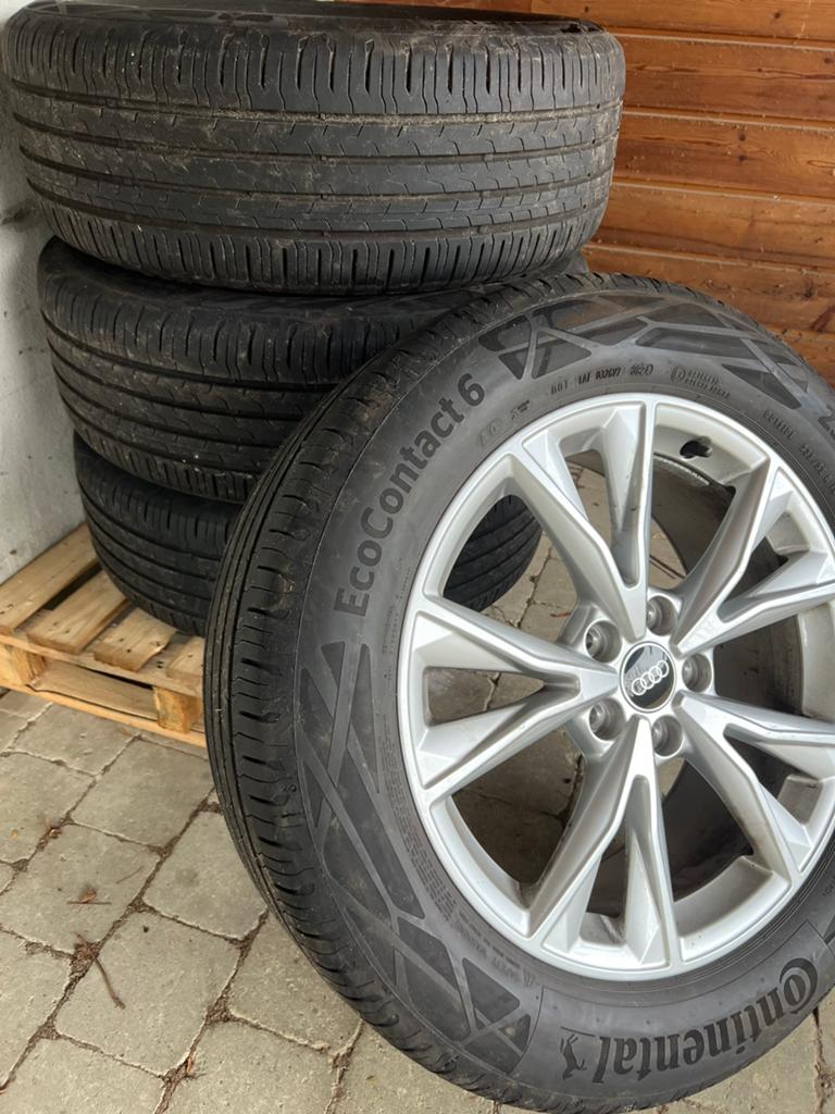 Originele Audi 18” velgen + Continental banden, Autos : Pièces & Accessoires, Pneus & Jantes, Pneu(s), Pneus été, 18 pouces, 235 mm