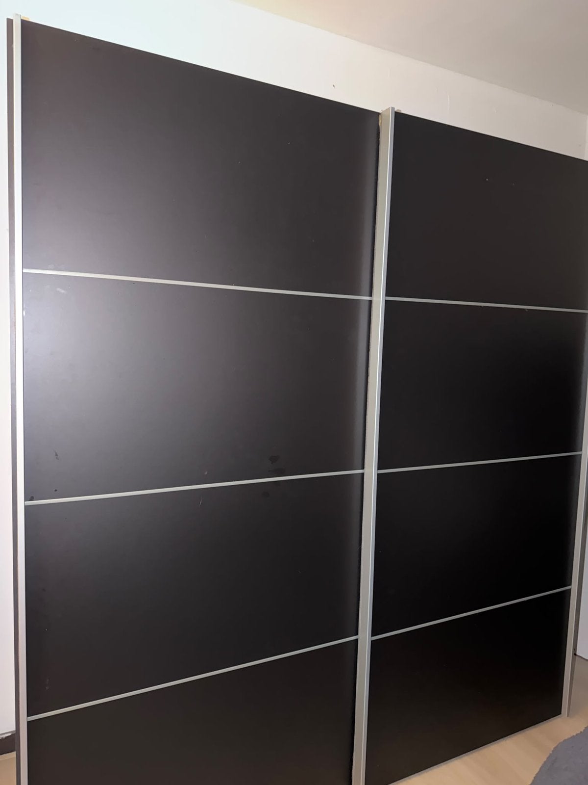 Zwarte schuifdeurkast  te koop, 200 cm ou plus, Utilisé, Avec porte(s), Autres matériaux