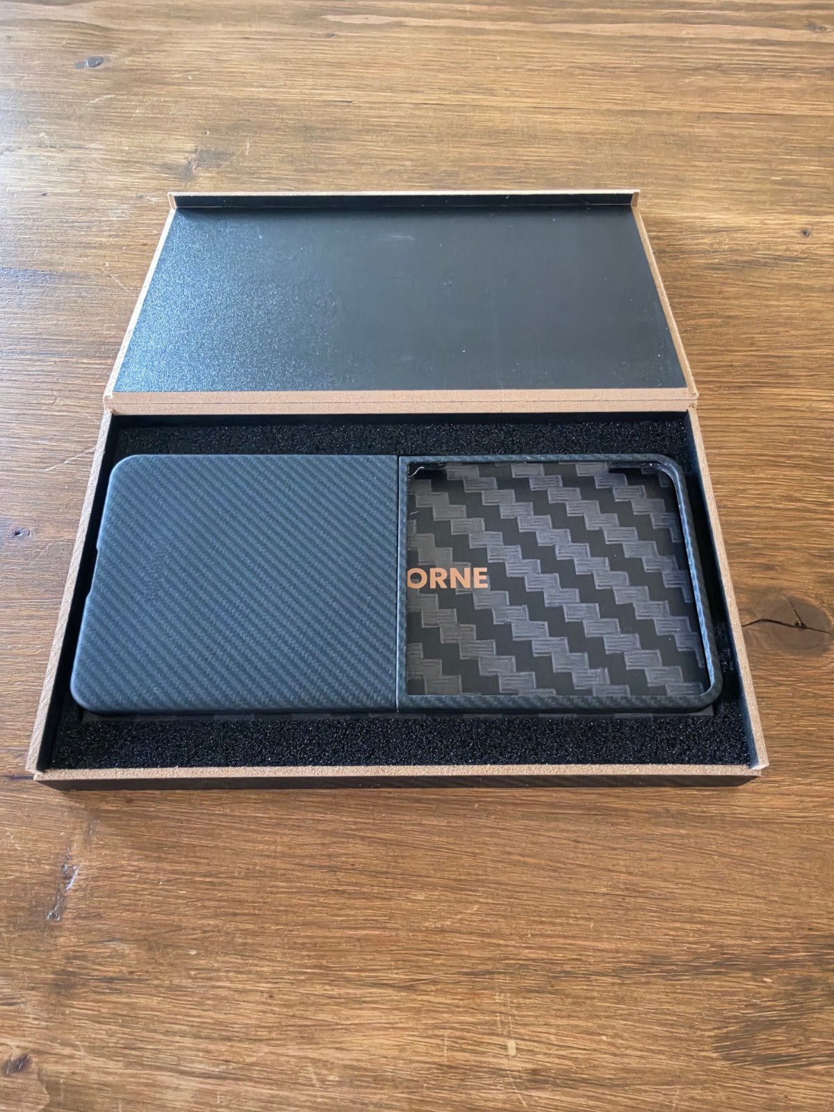 Thinborn Samsung Galaxy Z flip 7 case ultra dun, Telecommunicatie, Mobiele telefoons | Samsung, Ophalen of Verzenden, Zo goed als nieuw