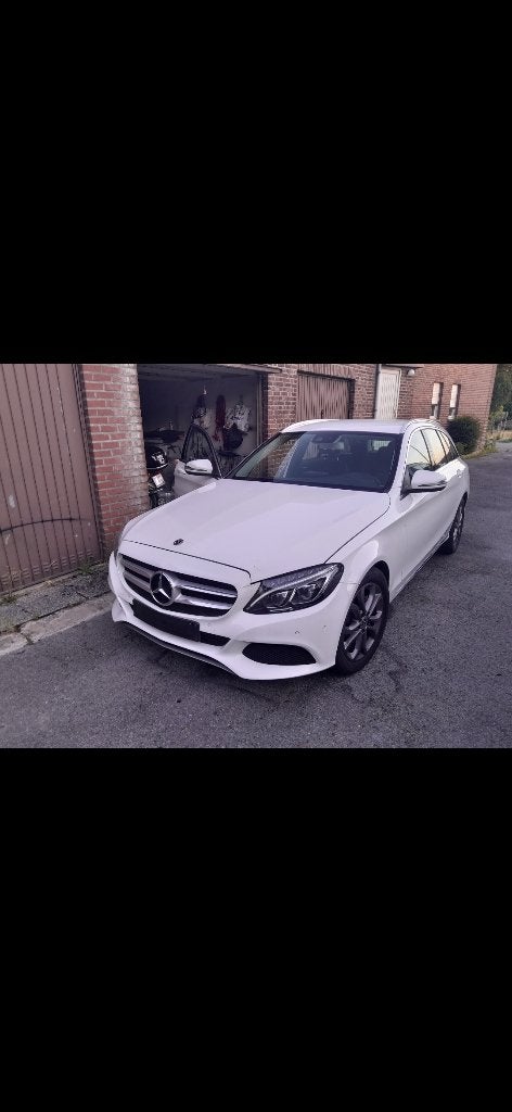 Mercedes C180 Adbleu '18 Automaat alle stukken, Autos, Cuir, Euro 6, Entretenue par le concessionnaire, Noir