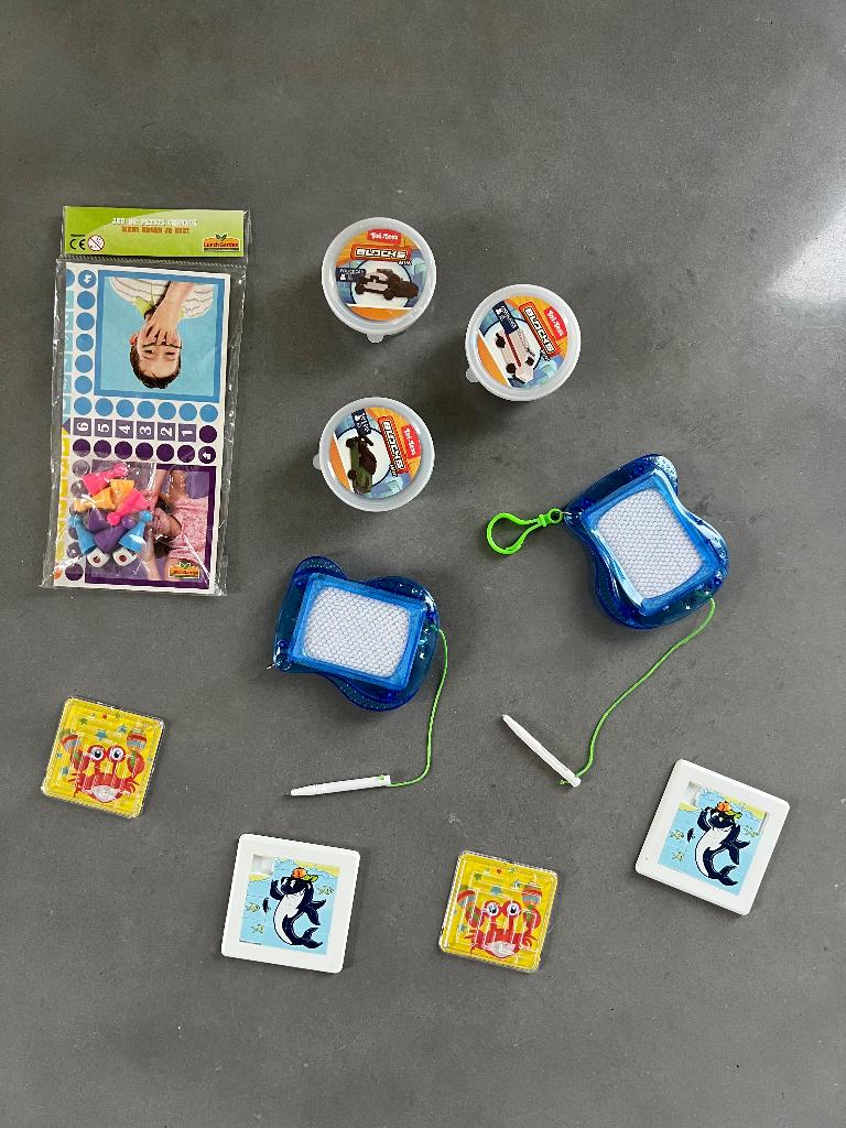 10 kleine spel - cadeautjes, Enlèvement ou Envoi, Neuf, Découverte