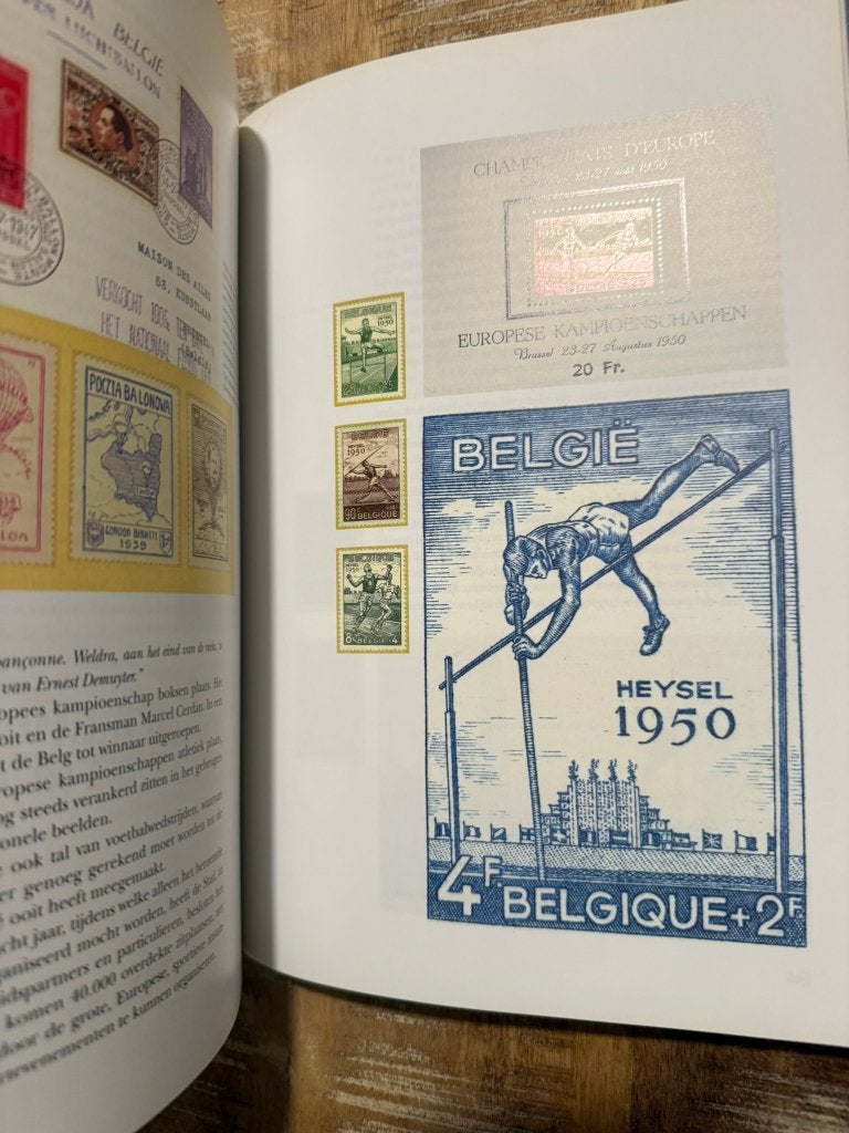 Brussel, een verhaal in Postzegels - Eric Demarbaix, Livres, Art & Culture | Arts plastiques, Enlèvement ou Envoi, Comme neuf