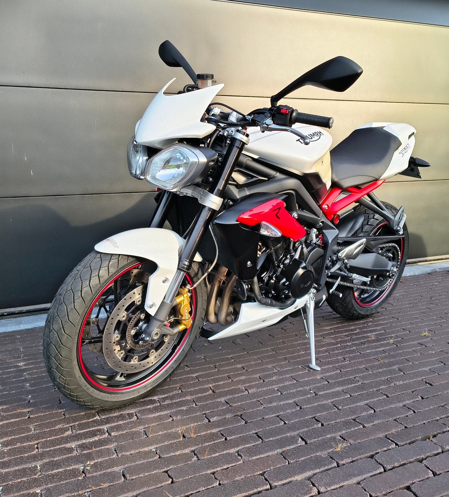 Triumph Street Triple 675 R (2016) - 12.500km - 1e eigenaar, 675 cc, Motorrijbewijs A, Gebruikt, 3 cilinders