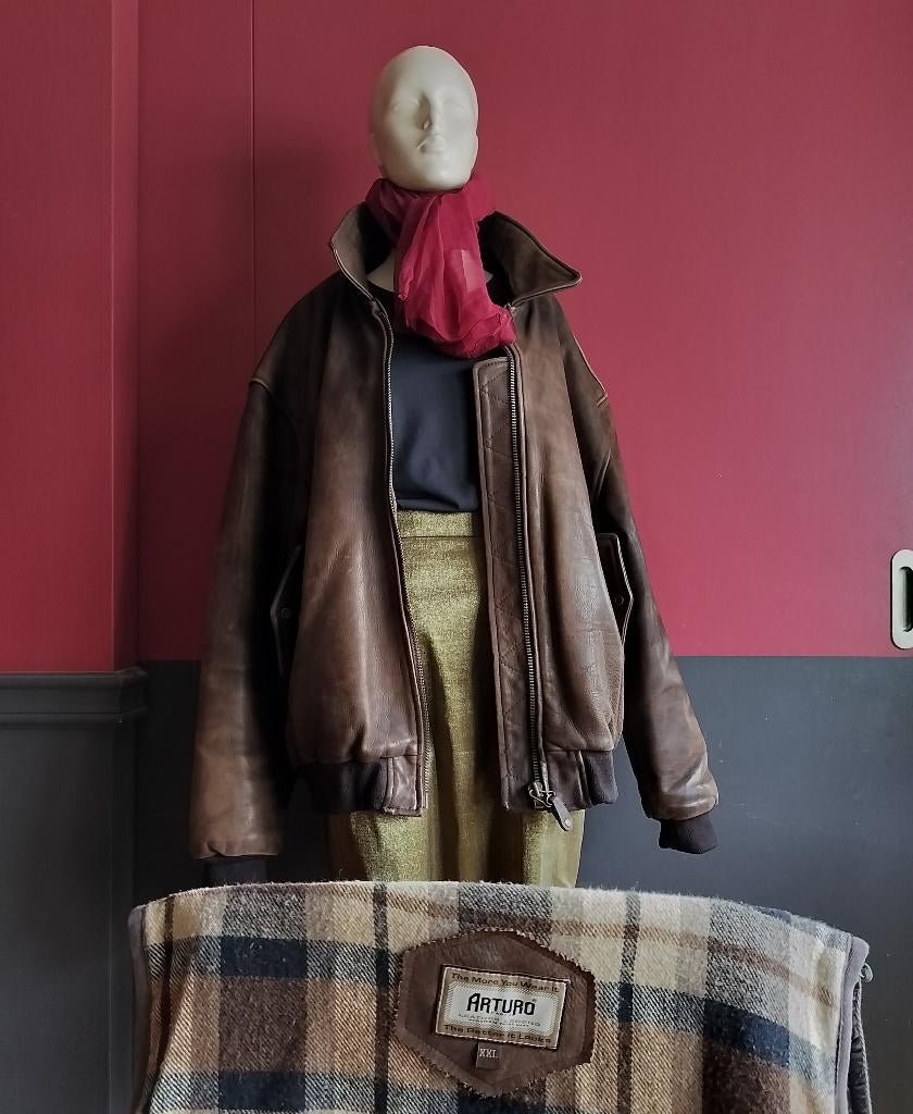 Vintage lederen vest XXL met wollen voering, Kleding | Heren, Grote Maten, Gedragen, Overige typen, Bruin, Ophalen