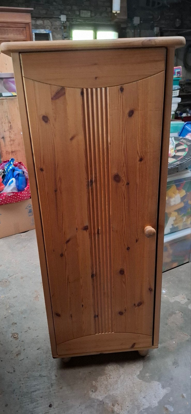 Grenen kastje 130cm hoog., Ophalen