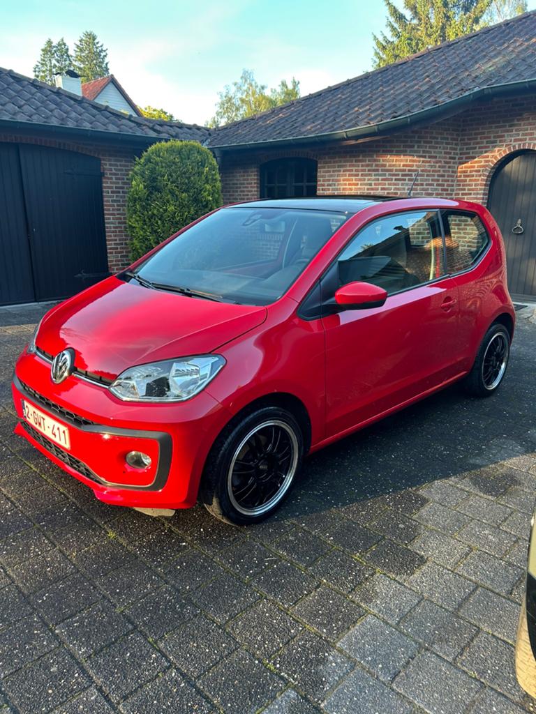 Volkswagen UP automaat 50000 km, Autos, Volkswagen, Rouge, Achat, Carnet d'entretien, Automatique