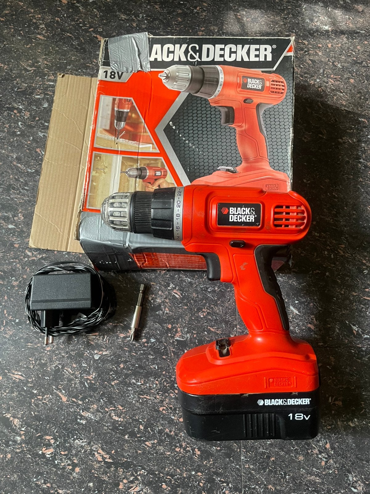 Black &Decker boormachine, Ophalen, Zo goed als nieuw, Boormachine