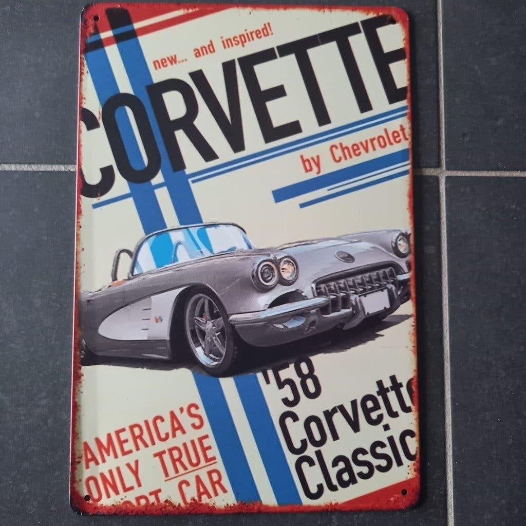 Retro Metalen Bord Corvette, Huis en Inrichting, Metaal, 30 cm, Verzenden, 20 cm
