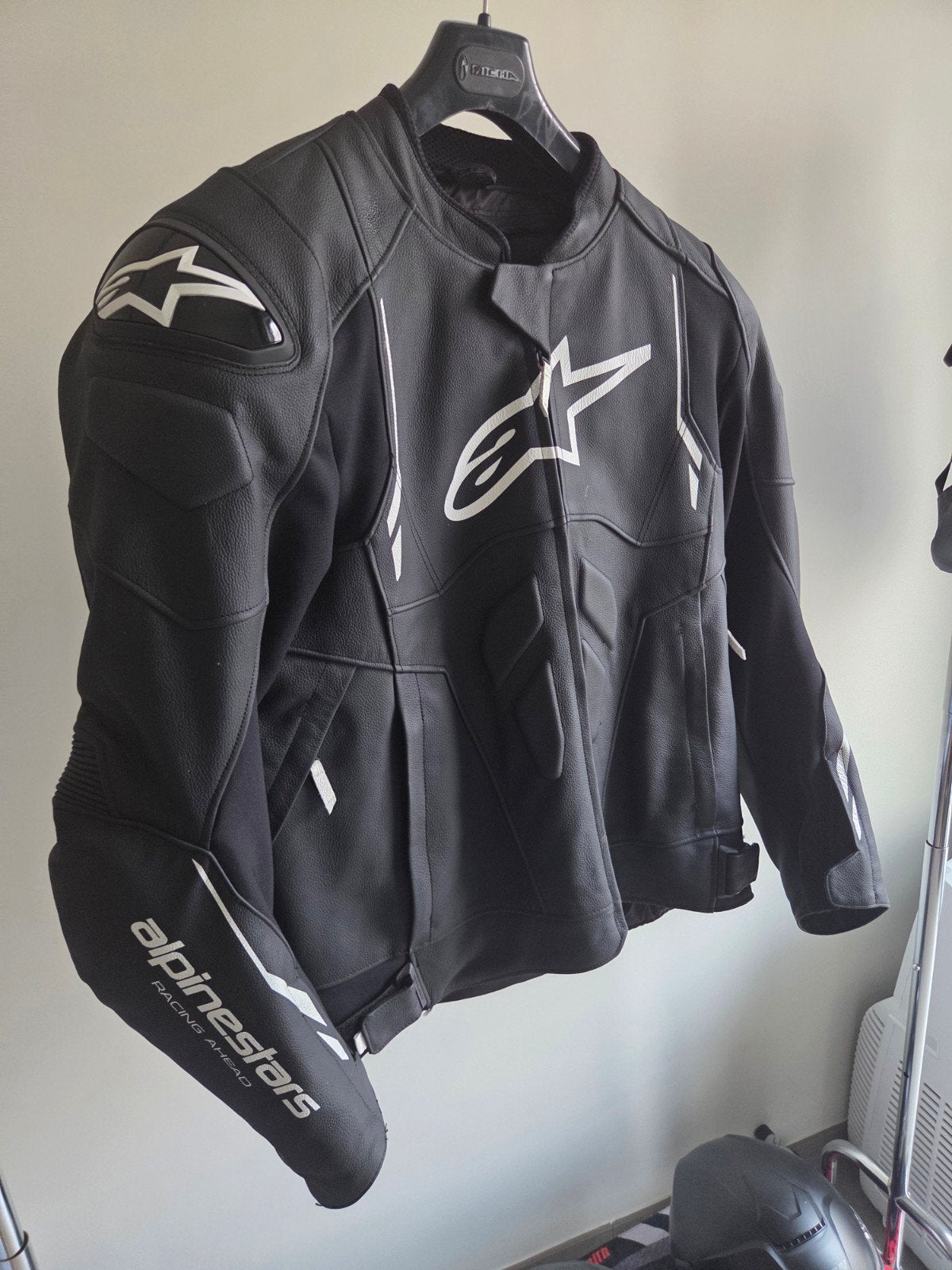 motorvest leer alpinestars maat 56, Motoren, Kleding | Motorkleding, Ophalen