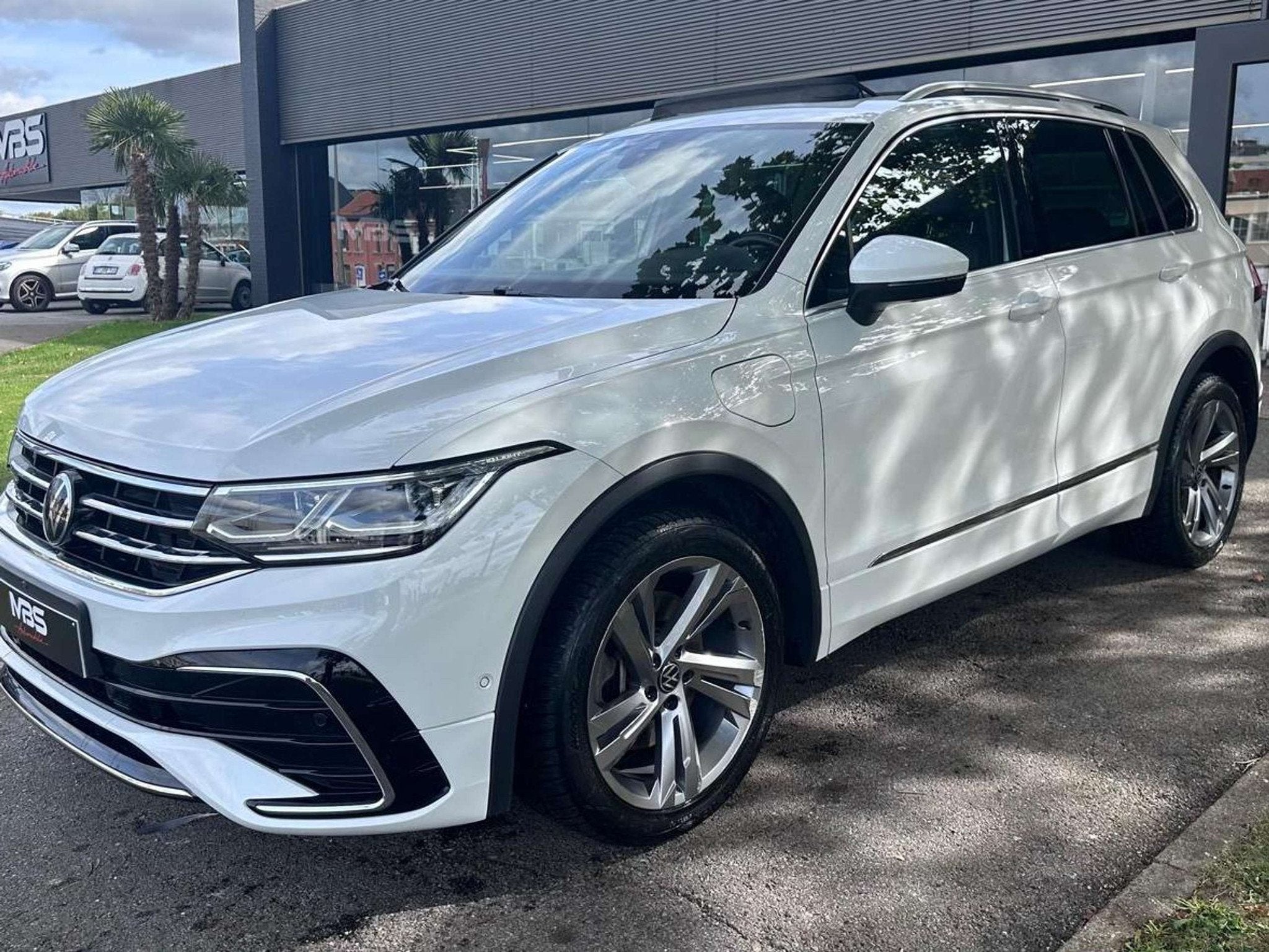 Volkswagen Tiguan *1.4 * R-LINE* PLUG IN * 1 PROP* TOIT PANO, Autos, https://public.car-pass.be/vhr/6086d947-8d5e-4950-b719-46fd3f8d453c