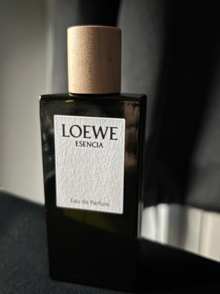 Loewe esencia 100ml eau de parfum, Handtassen en Accessoires, Uiterlijk | Parfum, Ophalen of Verzenden, Zo goed als nieuw