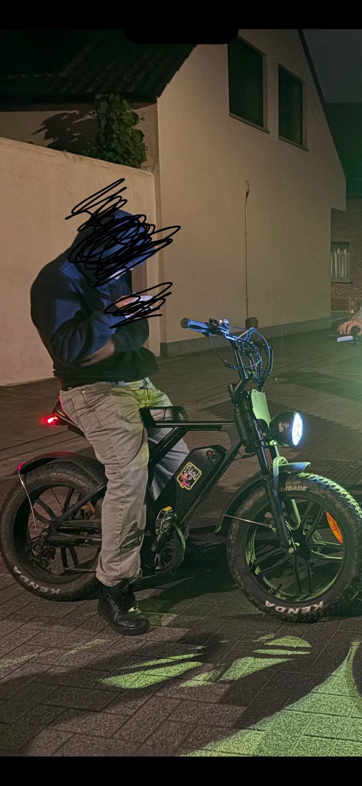 H9 te koop, Ophalen, Zo goed als nieuw