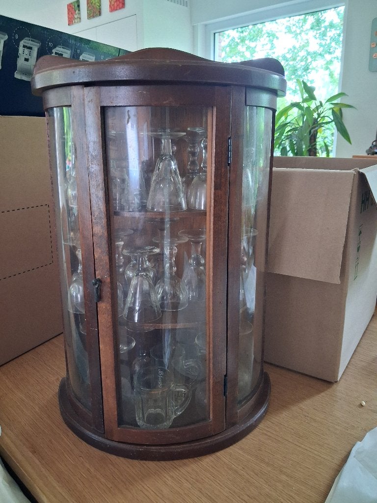 Ancienne armoire à snacks avec verres, Antiquités & Art, Enlèvement