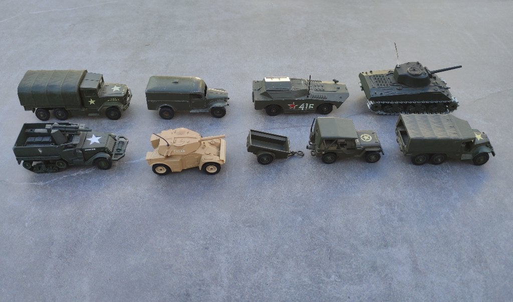 Solido lot de 9 véhicules militaire, Hobby en Vrije tijd, Ophalen of Verzenden, Solido