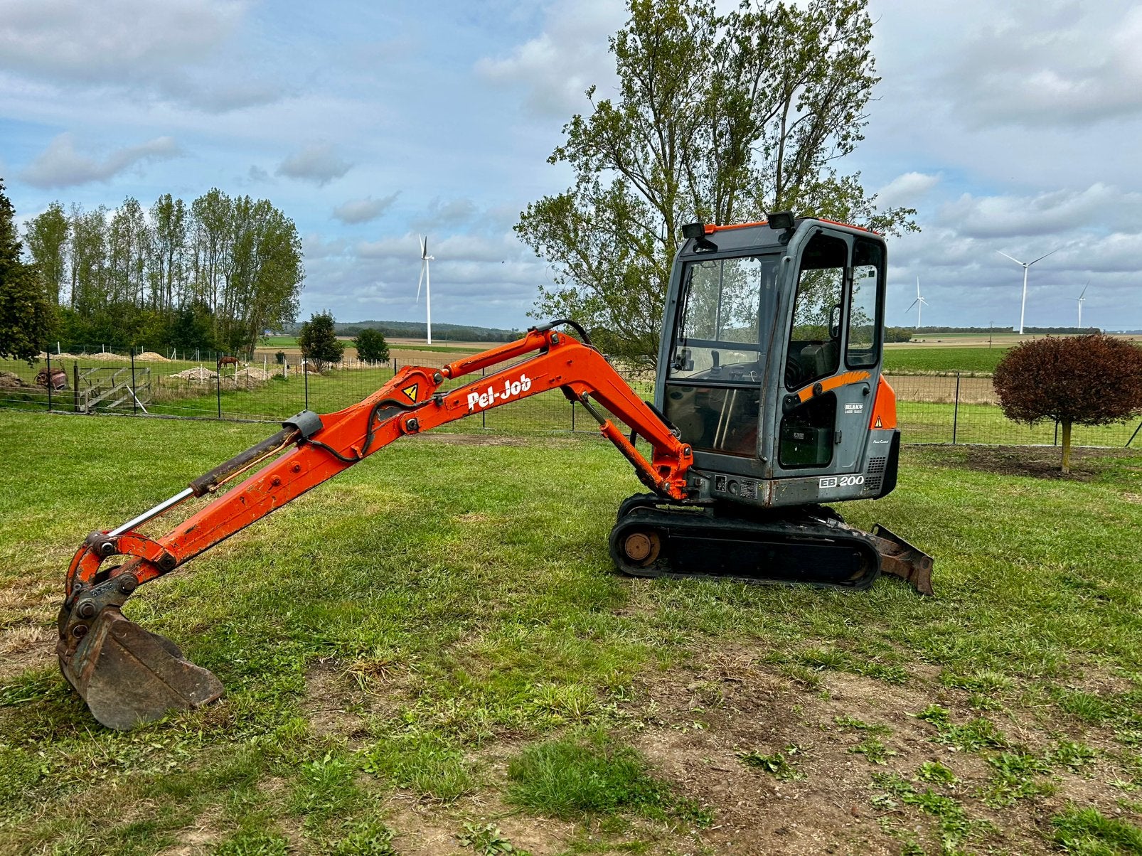 Mini pelle PELJOB EB200 1.8T, Enlèvement, Excavatrice