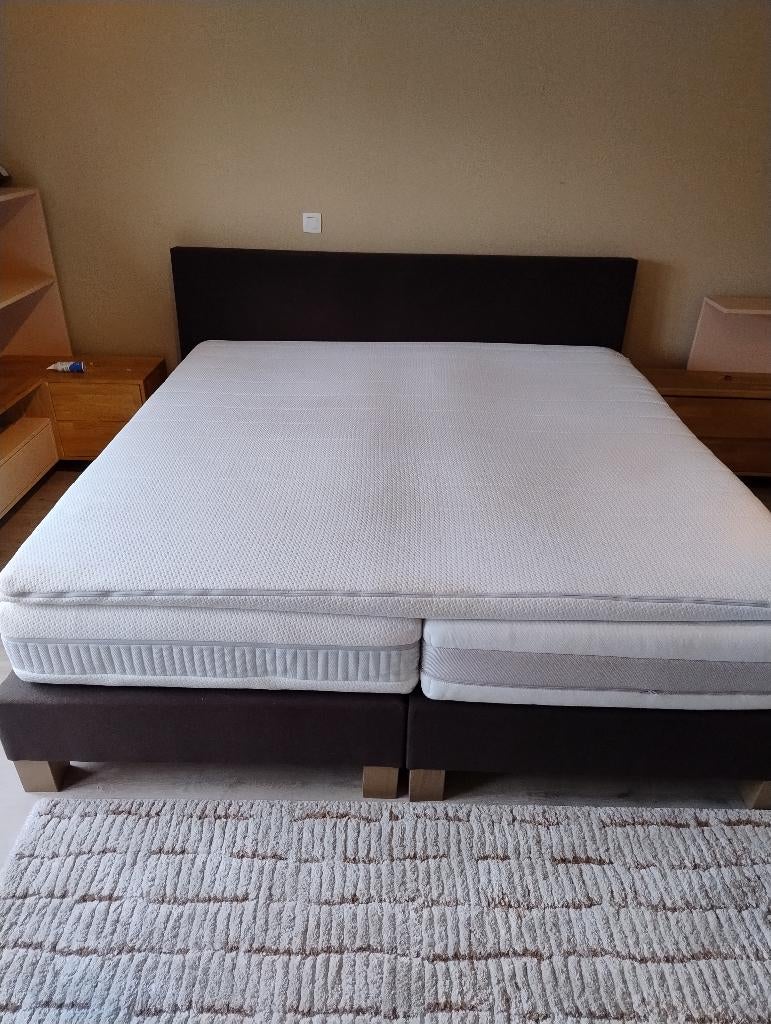 Lit matelas de 2mx2m !, Matelas, Enlèvement, 100 cm ou plus, 180 cm ou plus