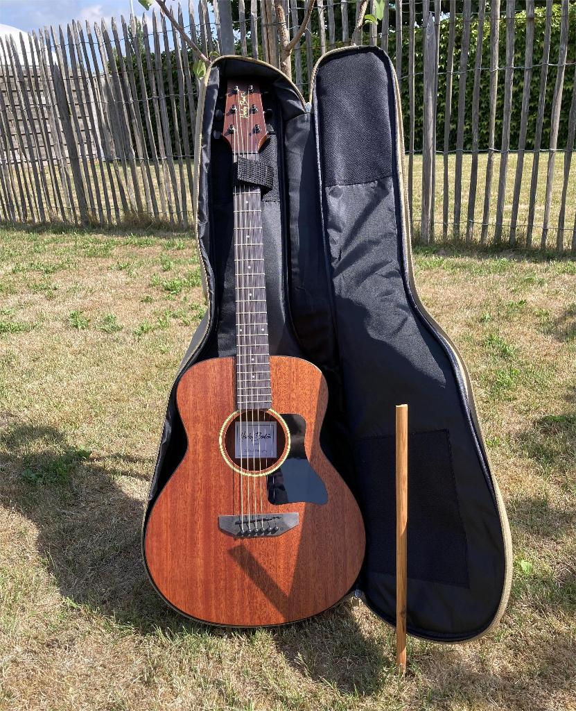 Gitaar Harley Benton GS travel (mahogany), Ophalen of Verzenden, Nieuw, Met koffer