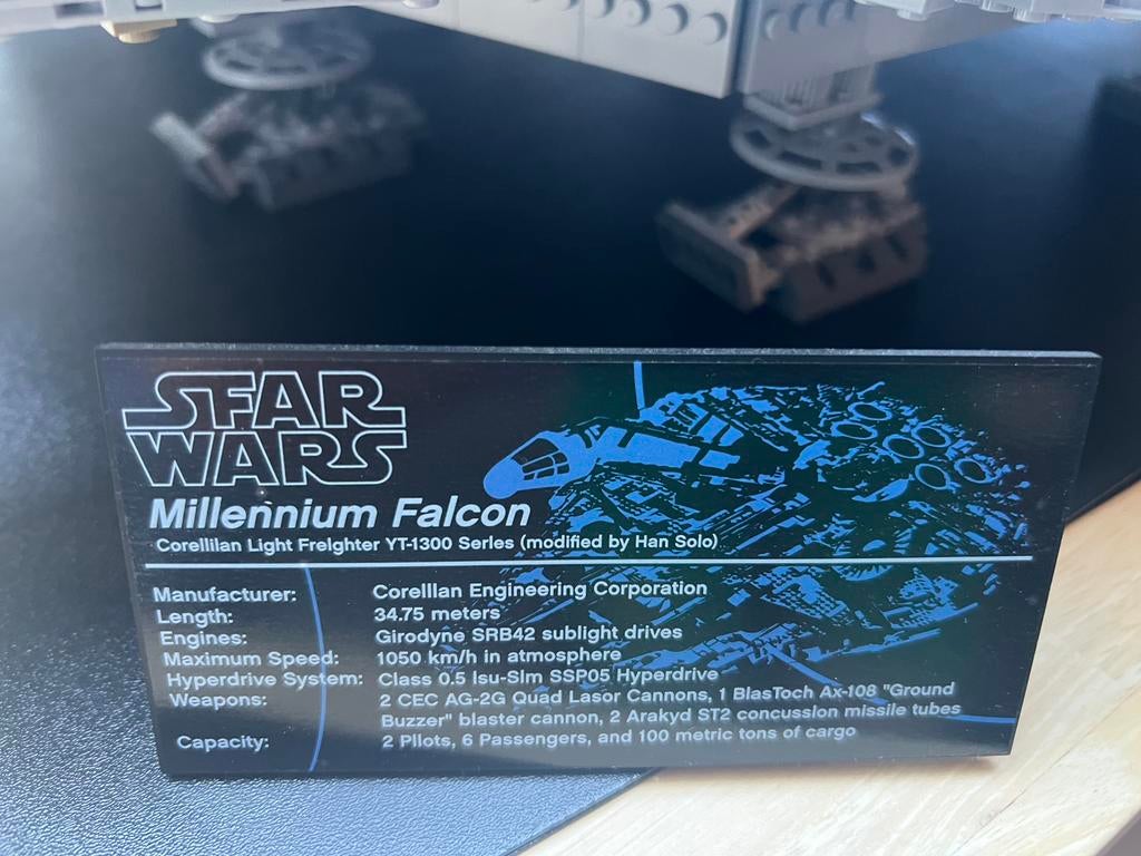 Millenium Falçon (ATTENTION, PAS LEGO), Collections, Jouets, Comme neuf, Enlèvement