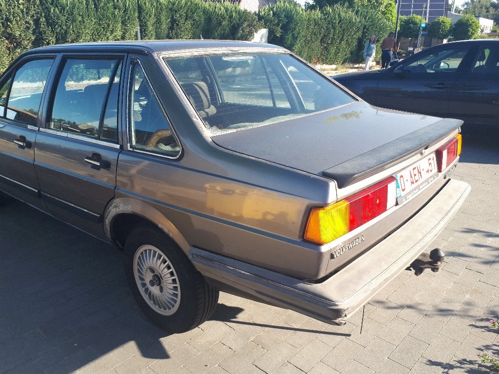Oldimer VW Santana 32B, Voorwielaandrijving, 4 deurs, Overige kleuren, Volkswagen