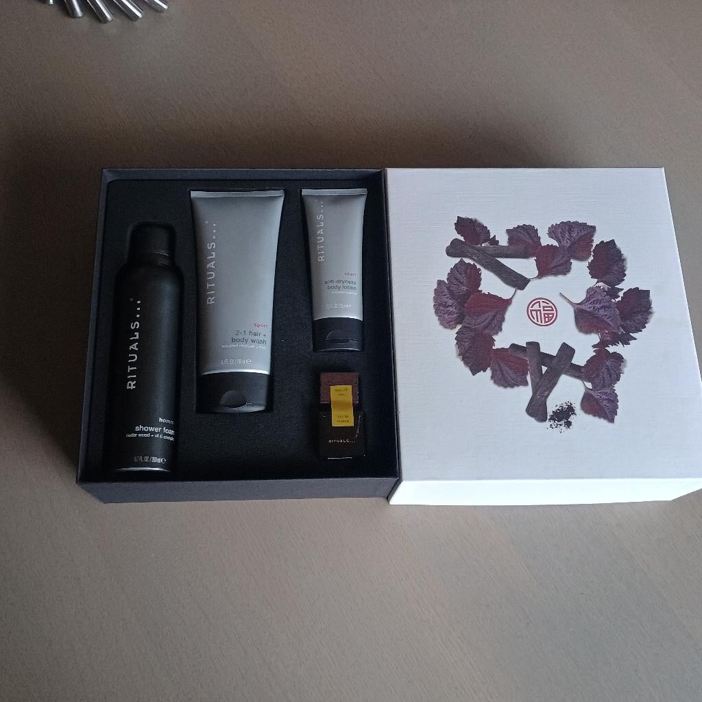 Rituals Homme – luxe cadeaubox (4 producten) NIEUW, Handtassen en Accessoires, Ophalen of Verzenden