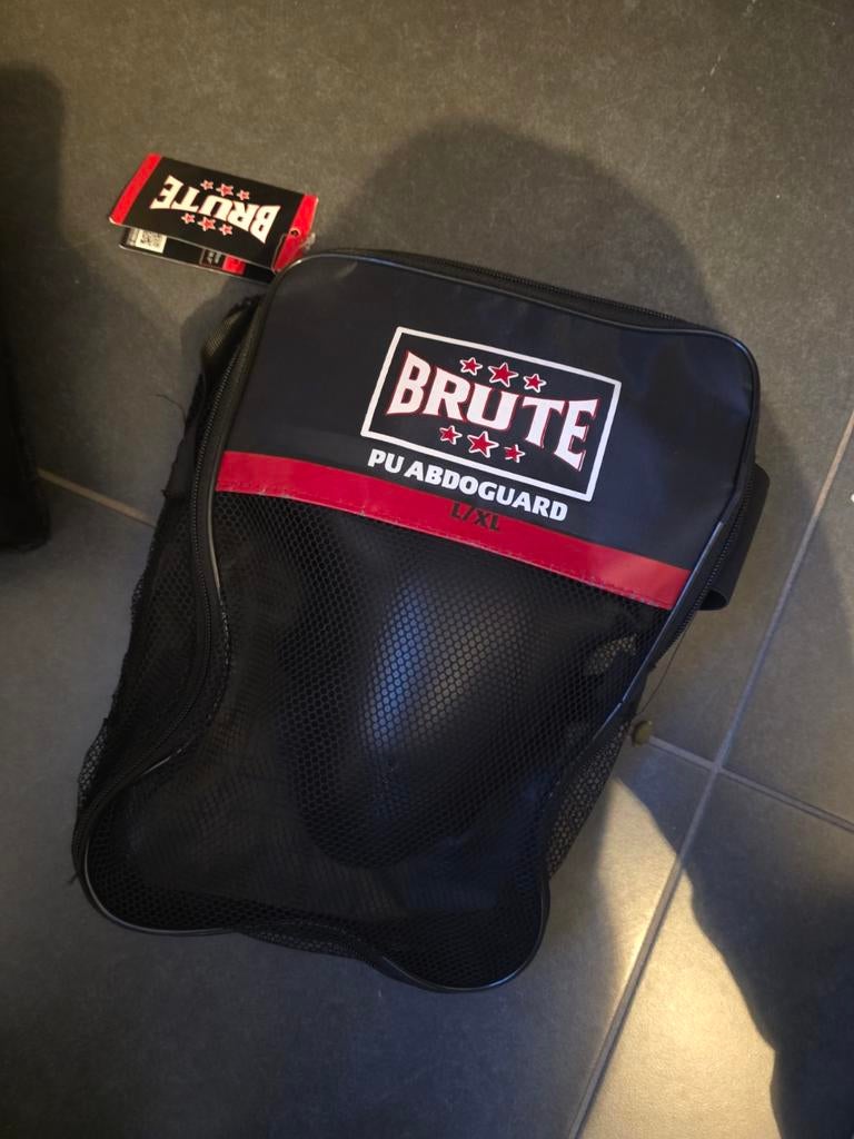 Protège-abdomen Brutal PU (L/XL), Enlèvement