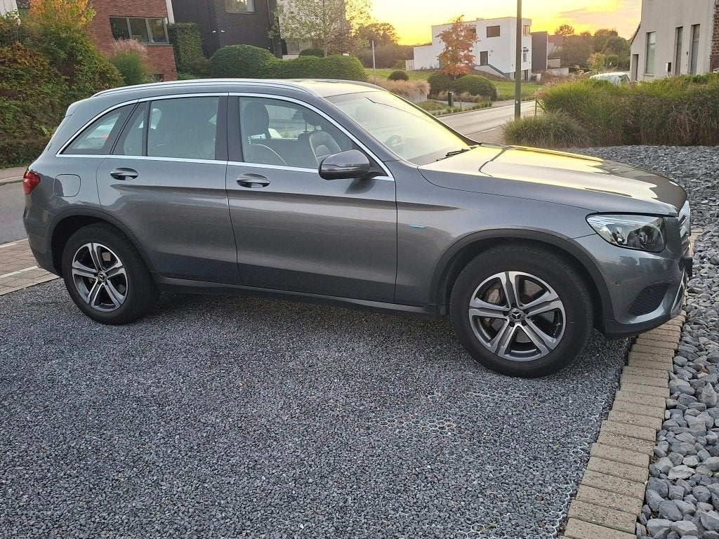 Mercedes-Benz GLC 350, Auto's, Automaat, Dealer onderhouden, 155 kW, Bi-Xenon koplampen