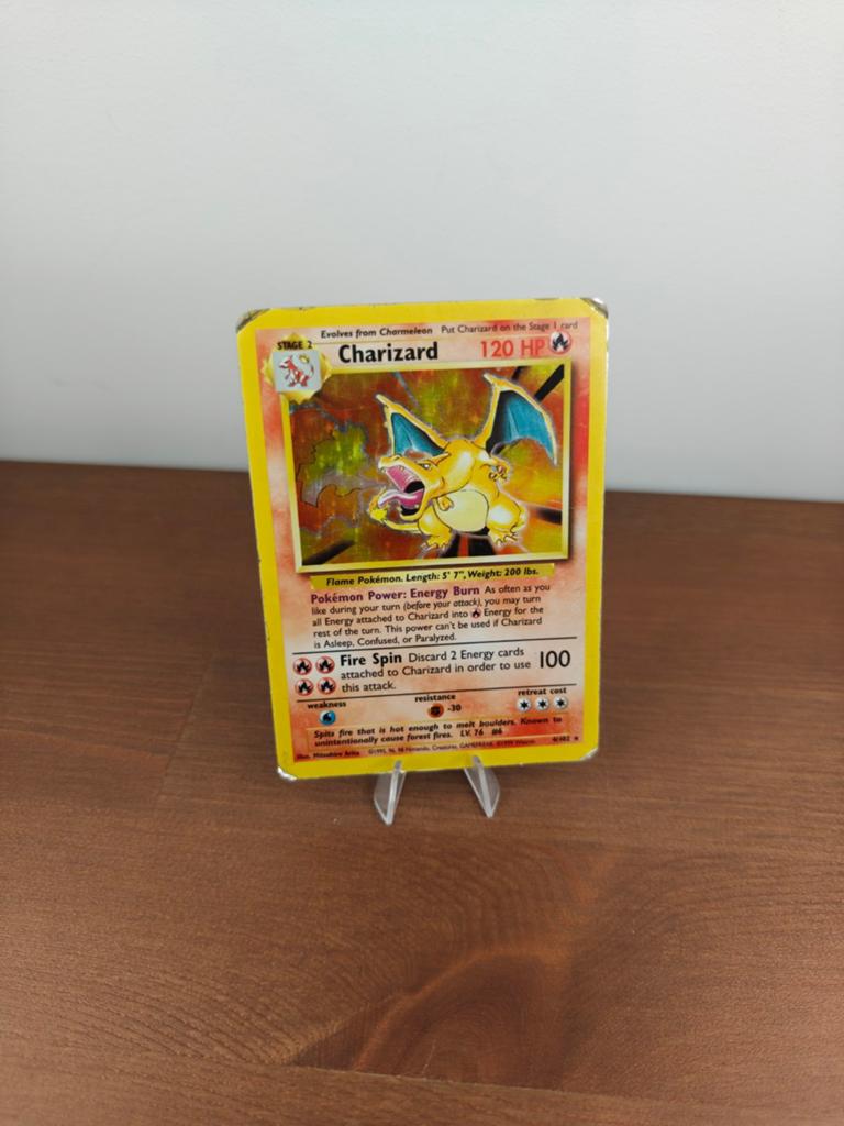 Charizard  - oude Pokemon kaart, Ophalen