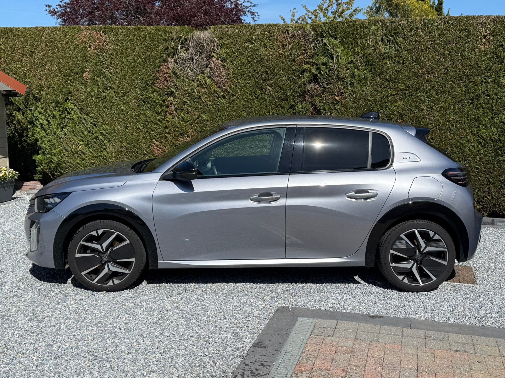 Peugeot 208 GT 2025, Autos, Argent ou Gris, Achat, Noir, 5 portes