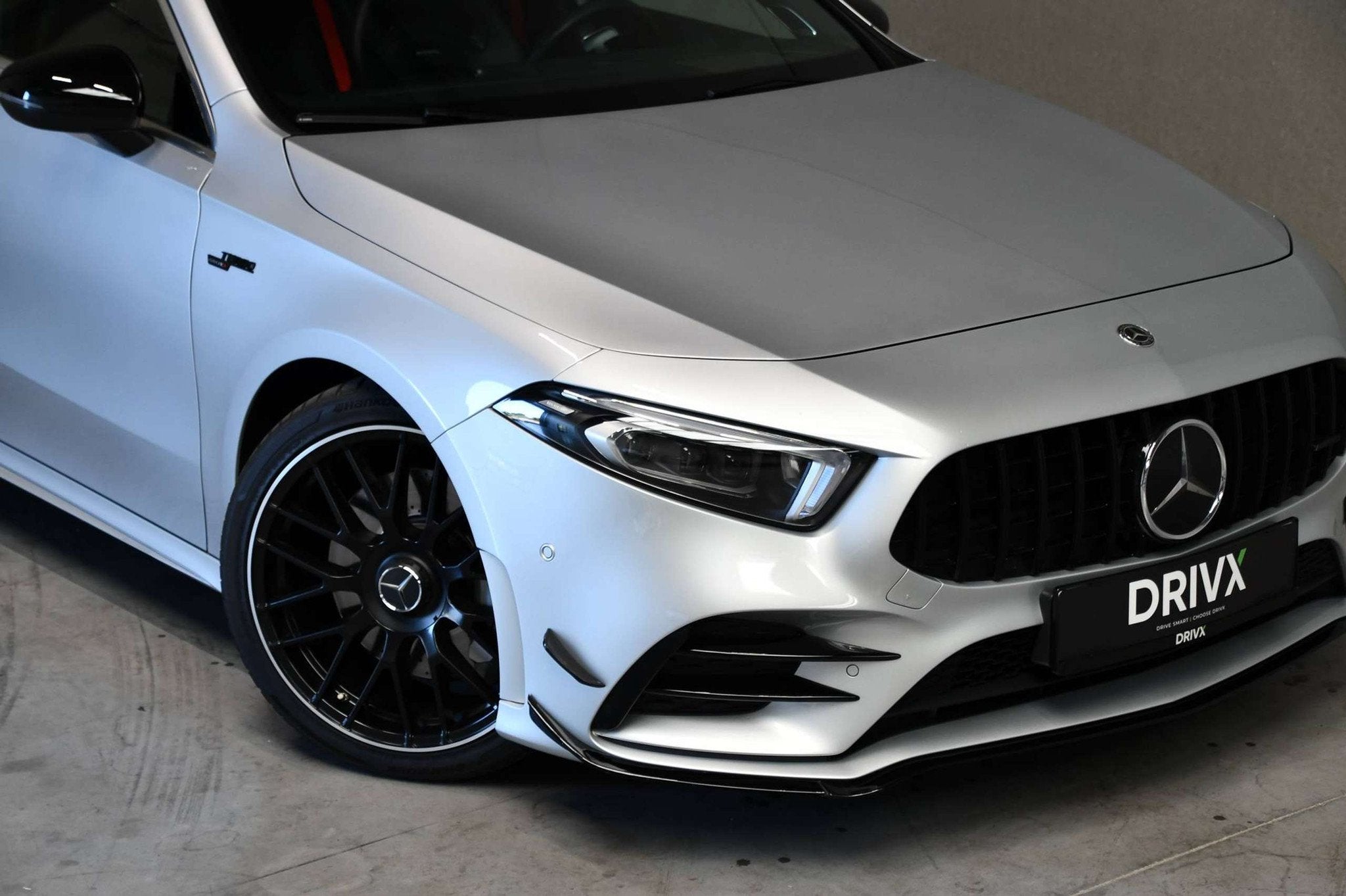 Mercedes-Benz A-Klasse 35 AMG Burmester - Pano - ACC - Perfo, Auto's, Automaat, Gebruikt, 4 cilinders, 164 g/km