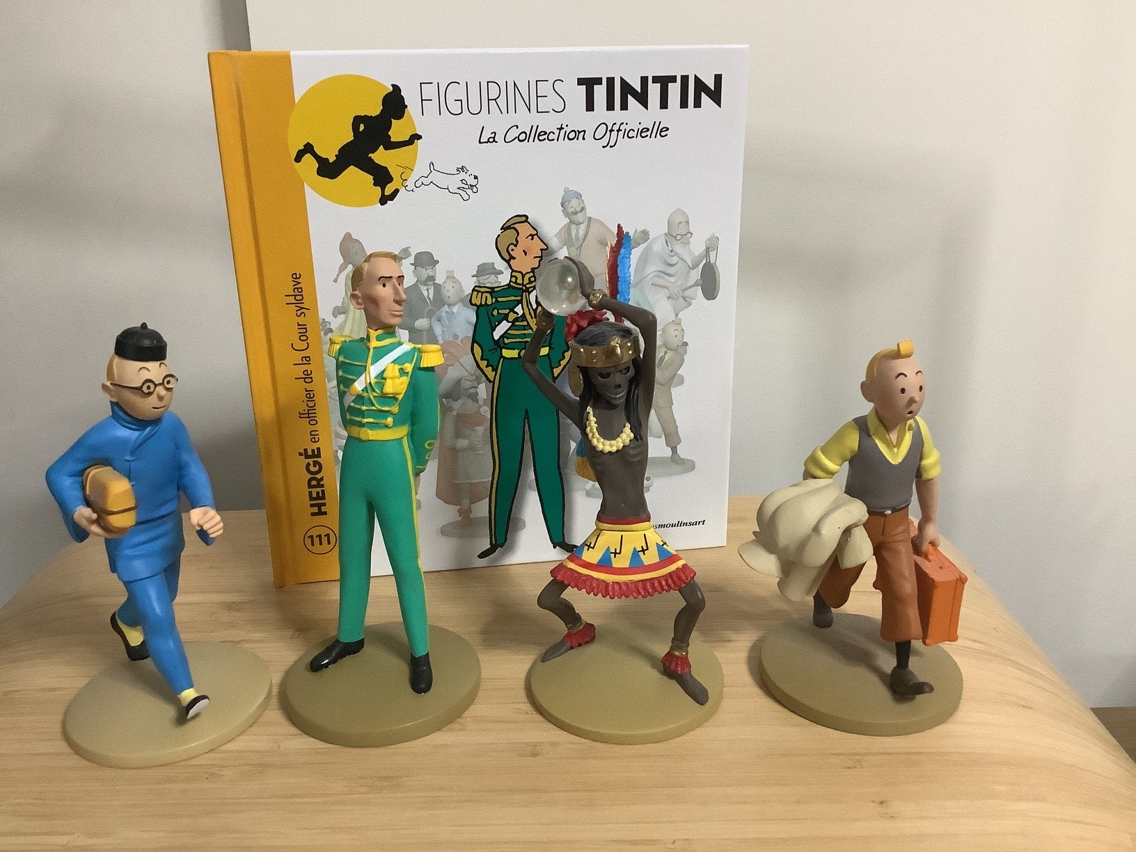 Kuifje Hergé in uniform, set van 4 TBE-personages, Verzamelen, Ophalen, Kuifje, Zo goed als nieuw