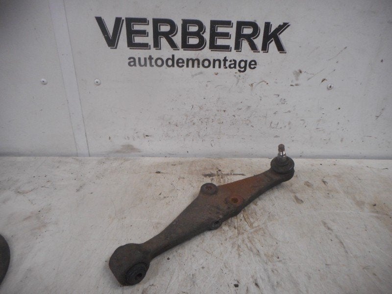 BRAS DE SUSPENSION AVANT DROIT (TRIANGLE) Tourer {400}, Rover, Marcel-Breuer-Straße 4
80807  München, DE, Kunde@mgmotordeutschland.de