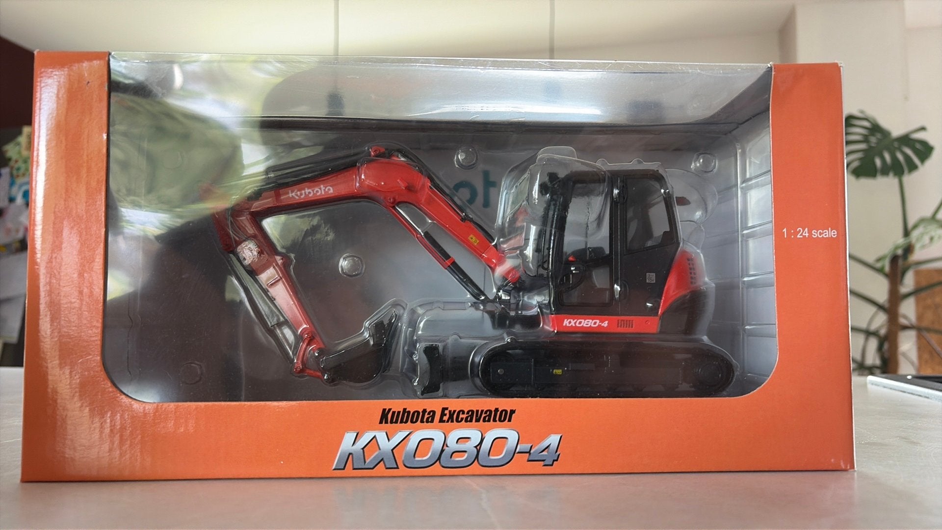 Kubota KX080-4 Schaalmodel  1:24, Enlèvement ou Envoi, Neuf