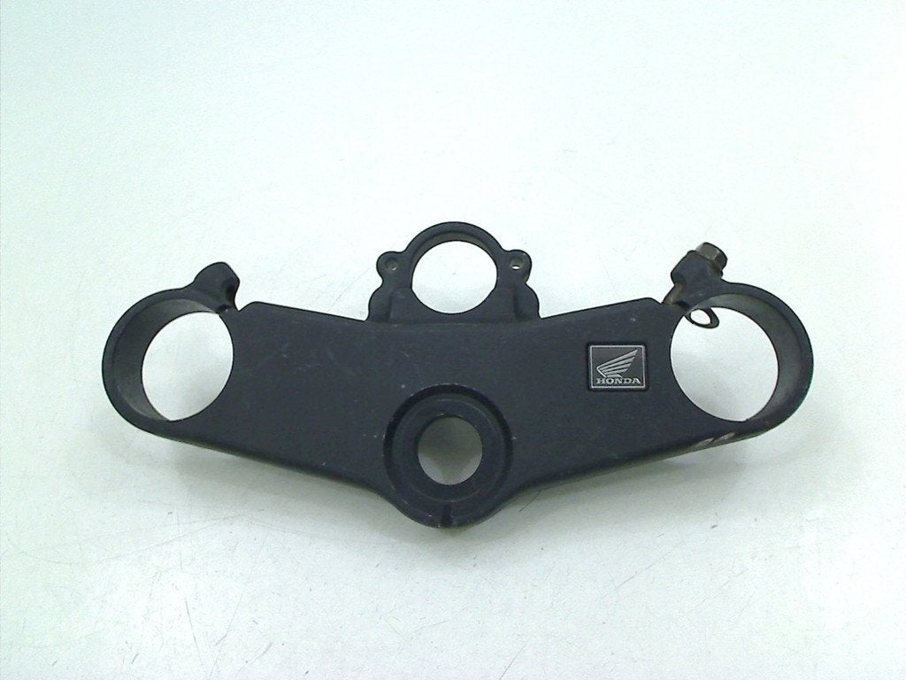 TOP YOKE TROIS POINTS CBR 600 RR 2003-2004 (CBR600RR PC37), Dhr. S. di Majo, Utilisé, Info@cama-motorparts.nl, P.J. Troelstraweg 8 8
3144 CX  MAASSLUIS, NL