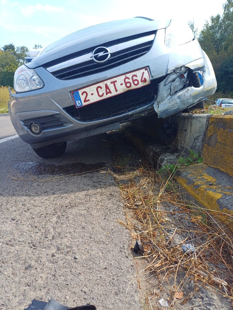 [ACCIDENTÉ] Opel corsa 1.2L- 2007 - +-130000km, Achat, Automatique, Particulier, Corsa