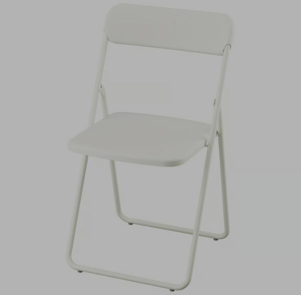 Plooistoelen 20 stuks 100 euro, Enlèvement