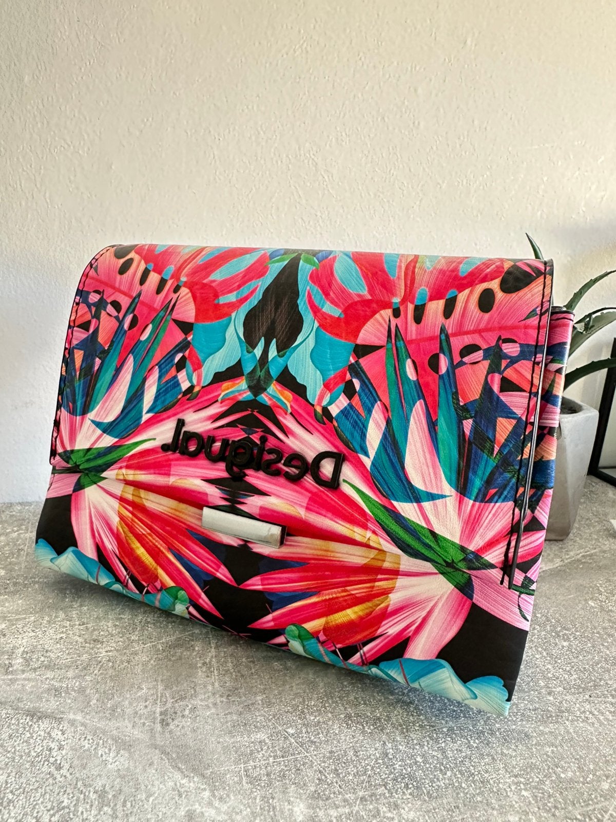 Desigual handtasje, Enlèvement ou Envoi, Comme neuf