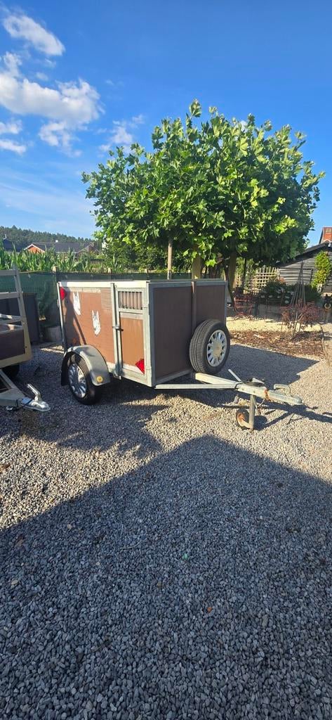 Aanhangwagen honden, Ophalen