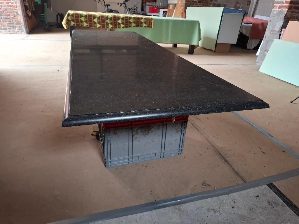 Grote natuurstenen eettafel 250 cm, Ophalen, Gebruikt, Rustiek, 200 cm of meer