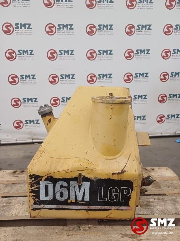 Occ réservoir hydraulique D6M Caterpillar, Utilisé
